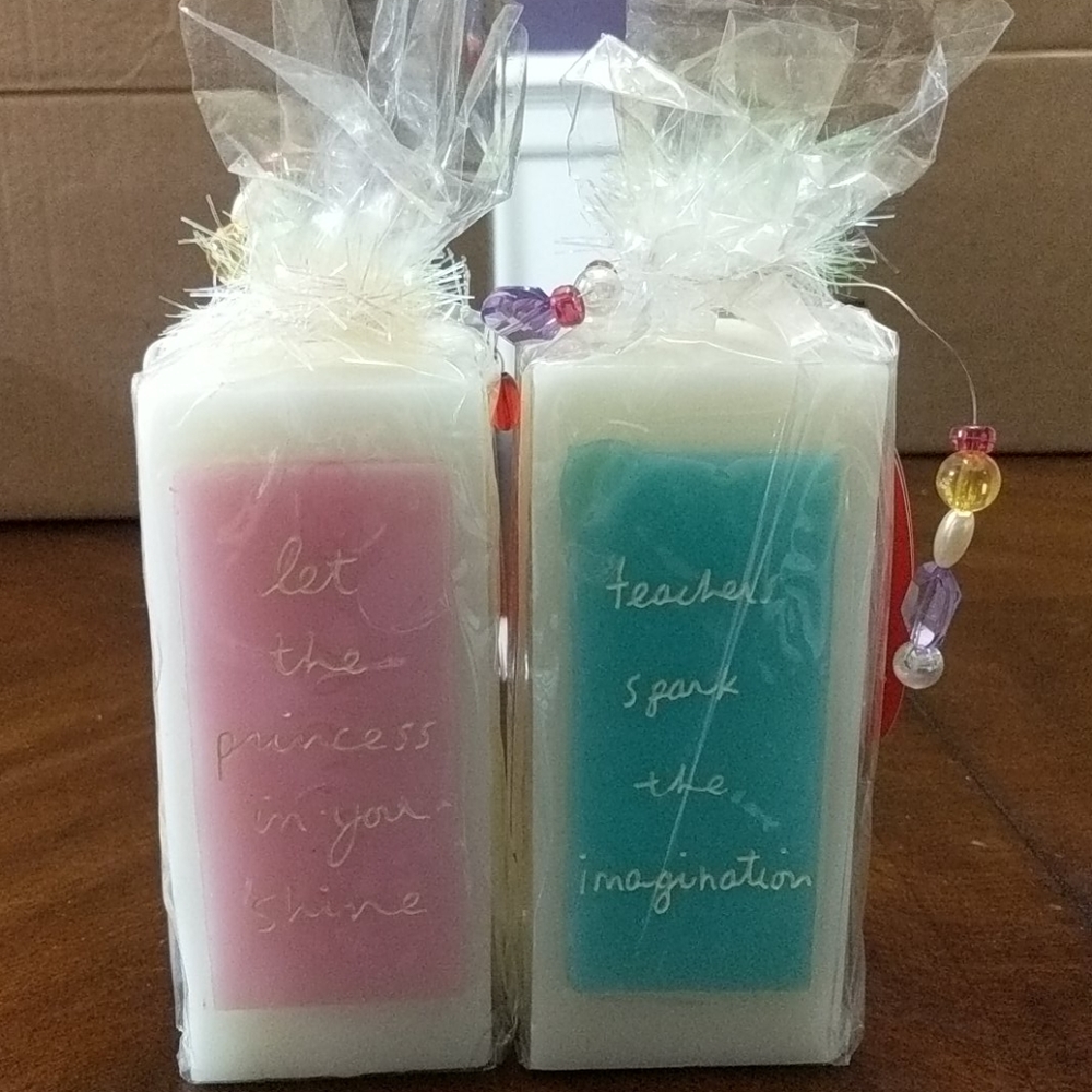 Decorative gift candles